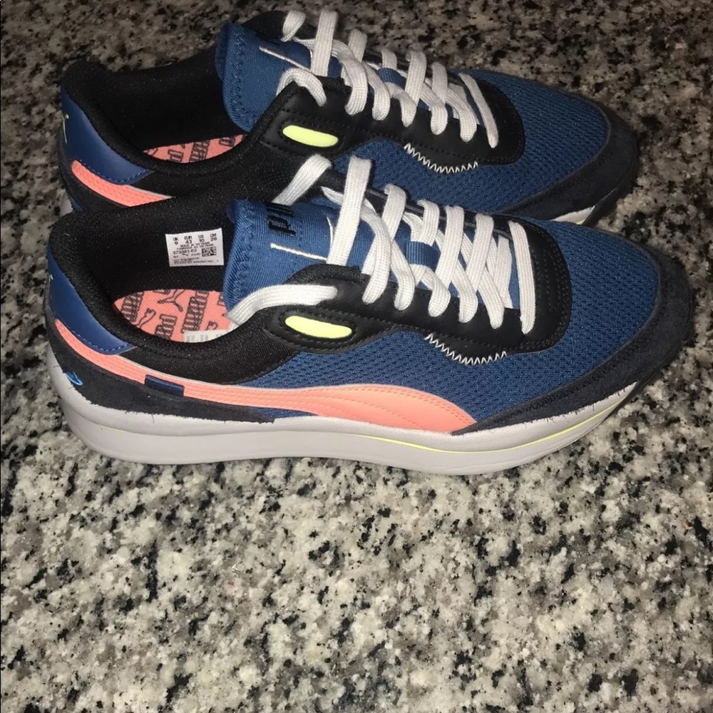 Puma’s Men Running Sneaker